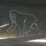 館内のどこかに空を渡る猿もいます!