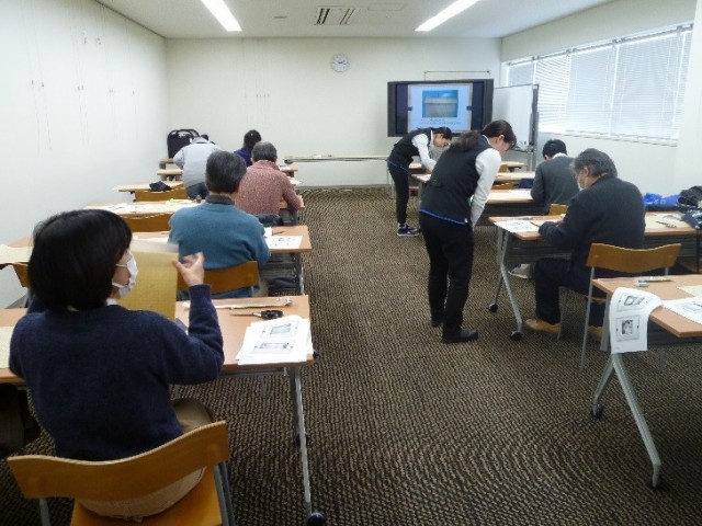 スタッフが巡回して、困っている方の補助をしました